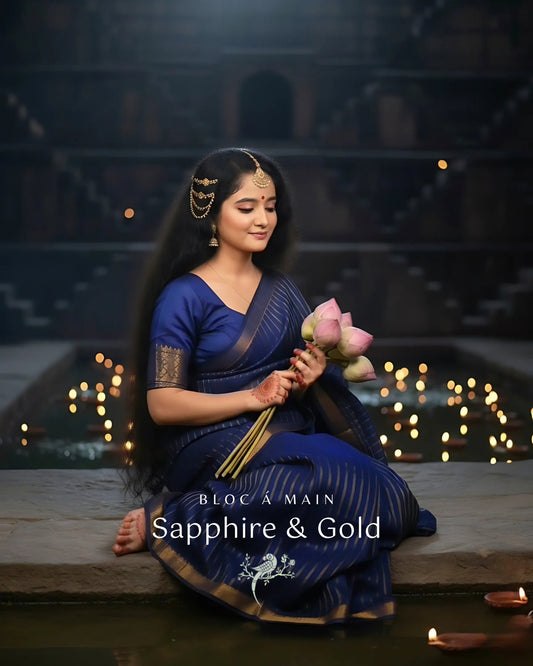 Sapphire & Gold Gold Zari Checks Mangalgiri Cotton Silk Saree by Bloc a Main Atelier
